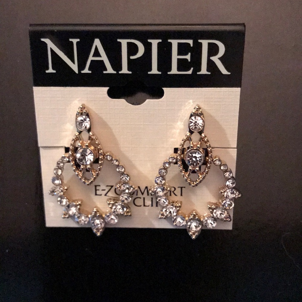 Napier - Picture 2 of 3